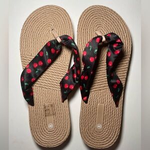 *NWOT* Cherry Print Flip Flops Size 40